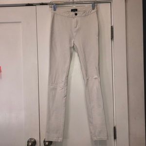 White strechy jeans/jeggings